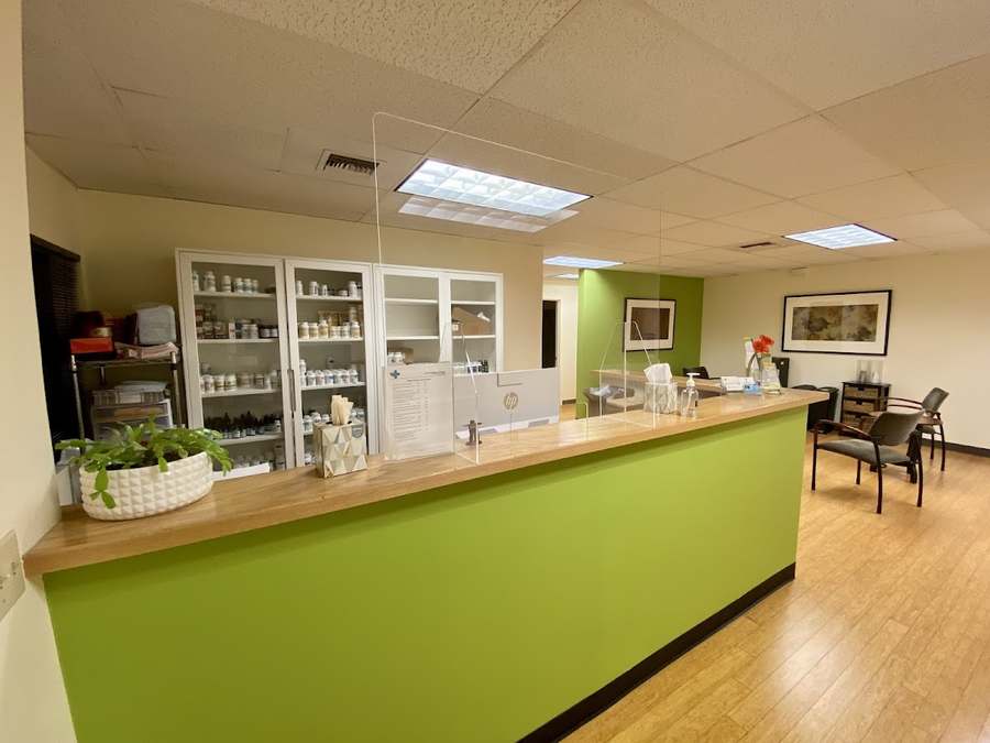 The Good Life Acupuncture & Herbs: Laura Bratton Sterling, LAC — Acupuncture in Aurora Ave N Ste 100, Seattle